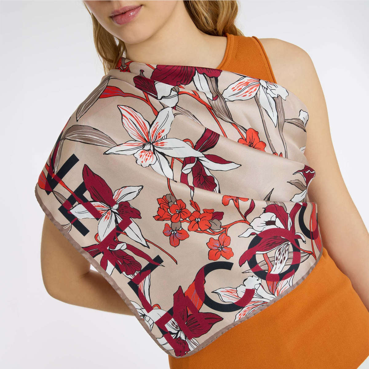 Coccinelle Foulard Jardin de Flores Multi Rosette - 3