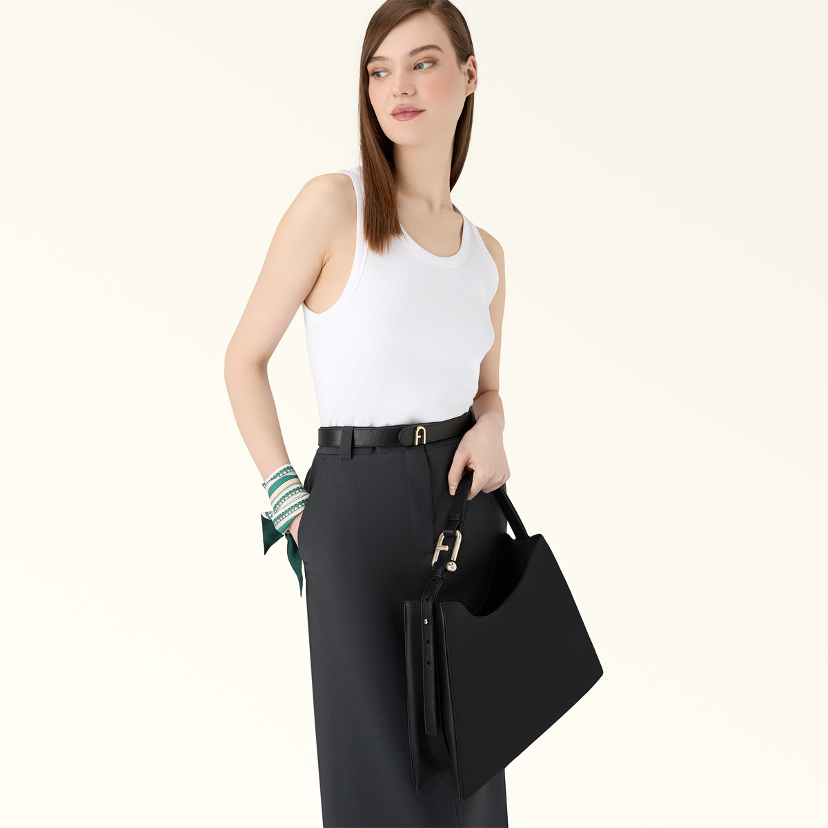 Furla Hobo Bag Nuvola L Nero - 2