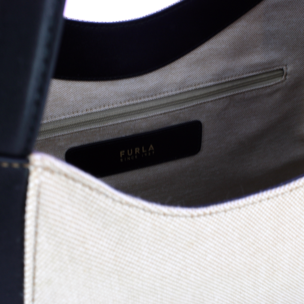 Furla Borsa a spalla Goccia XL Natural Nero - 4 Furla Borsa a spalla Goccia XL Natural Nero - 4