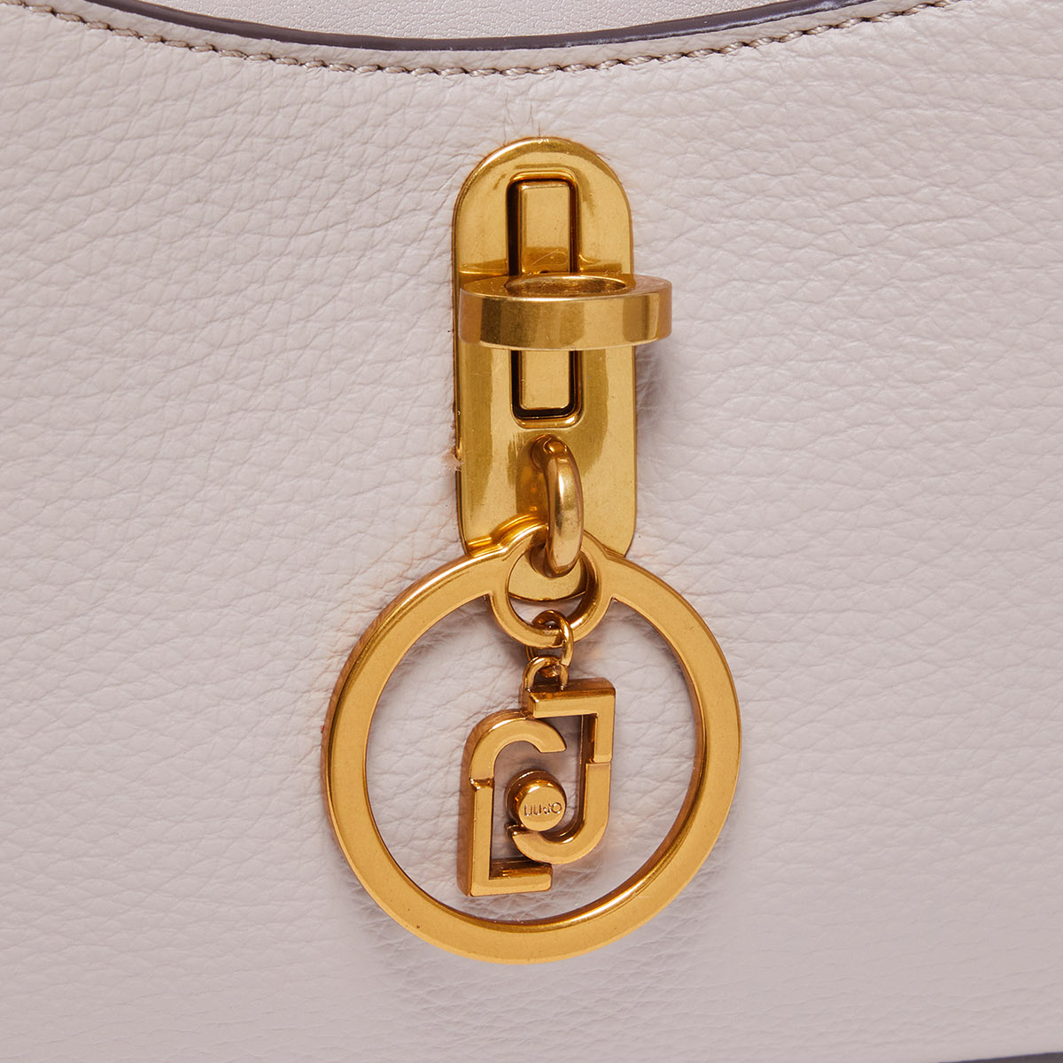 Liu Jo Borsa a spalla Ecosostenibile con charm Taupe - 3 Liu Jo Borsa a spalla Ecosostenibile con charm Taupe - 3