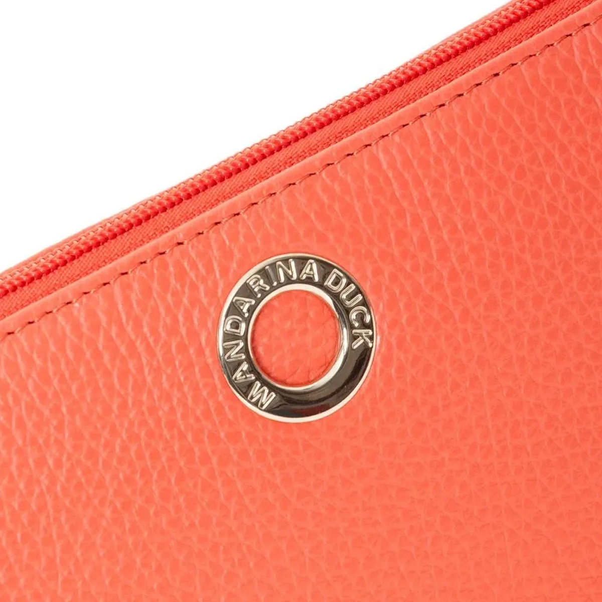 Mandarina Duck Mellow Leather Cayenne small Crossbody Bag - 4 Mandarina Duck Mellow Leather Cayenne small Crossbody Bag - 4