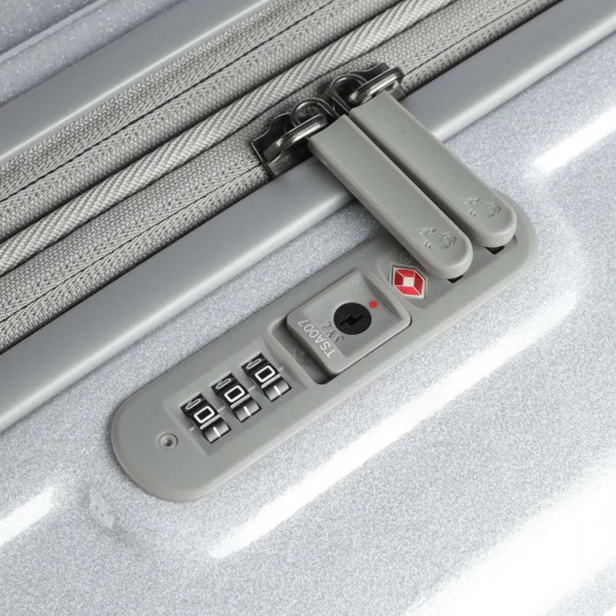 Mandarina Duck Trolley Medio 69 cm LOGODUCK + Exp. Glitter Silver - 5