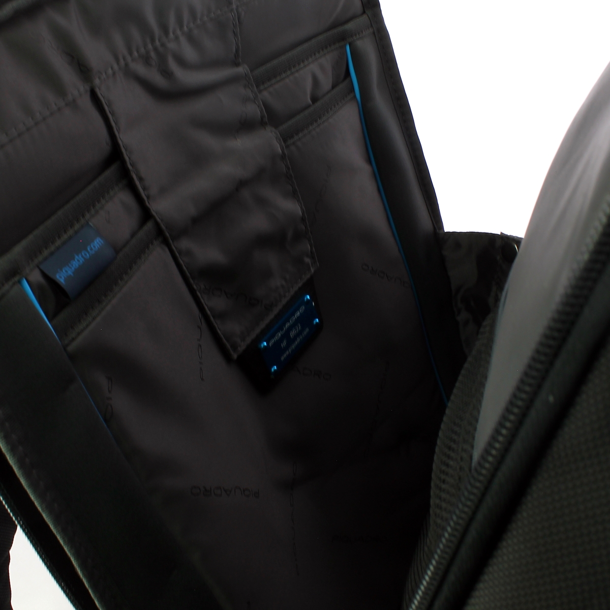 Piquadro Zaino Fast-Check Porta PC Brief 2 15.6 in tessuto riciclato - 4 Piquadro Zaino Fast-Check Porta PC Brief 2 15.6 in tessuto riciclato - 4