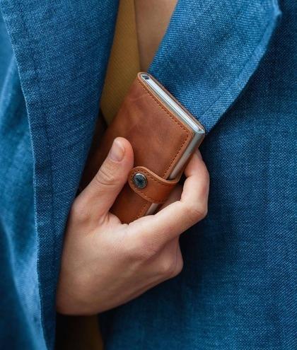 Herrenbrieftaschen 2023: angesagte Modelle, perfekt für Herbst und Winter